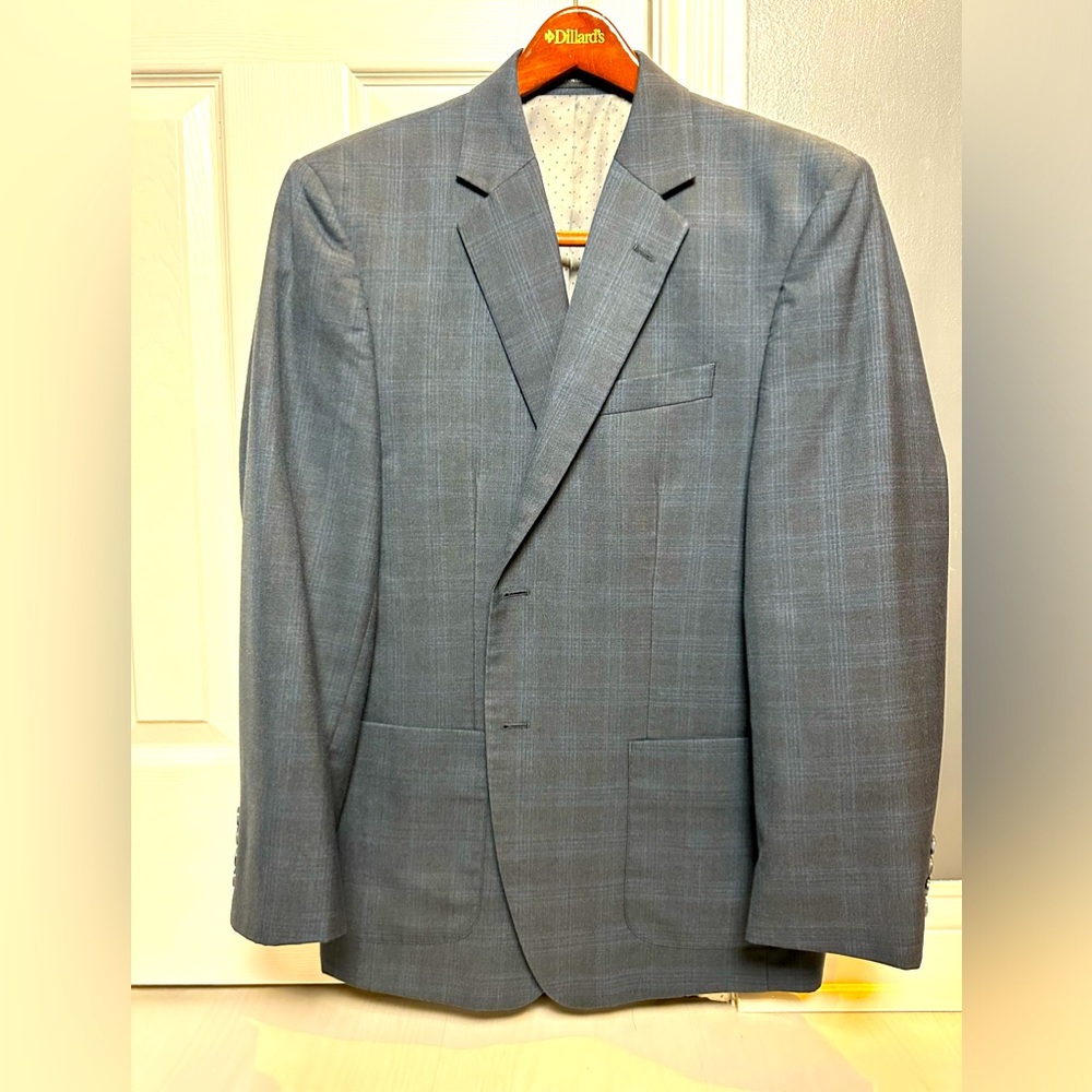 Perry Ellis sports coat.